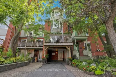 60a Rochester Street, West Centre Town, On K1r 7l6
