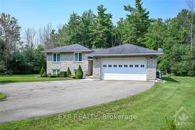 42 Basswood Crescent, Rideau Lakes, On K7a 5b8