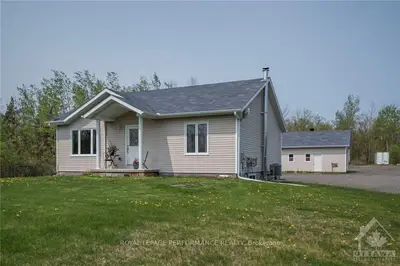 16693 Atchison Road, South Stormont, On K0c 1p0