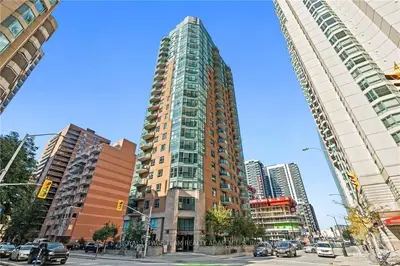 445 Laurier Avenue 1603, Ottawa Centre, On K1r 0a2