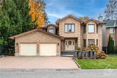 1363 Ridgedale Street, Blossom Park - Airport And Area, On K1t 1c4
