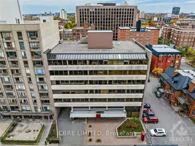 222 Somerset Street W 500, Ottawa Centre, On K2p 2g3