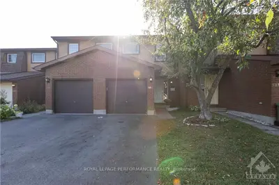383 Verdon, Hunt Club - South Keys And Area, On K1y 3a3