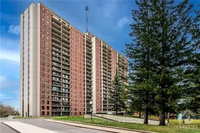 665 Bathgate Drive 110, Overbrook - Castleheights And Area, On K1k 3y4