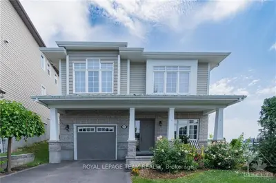 441 TILLSONBURG Street, Kanata, ON K2T 0C4