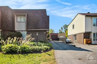 30 ELVASTON Avenue, South of Baseline to Knoxdale, ON K2G 3T4