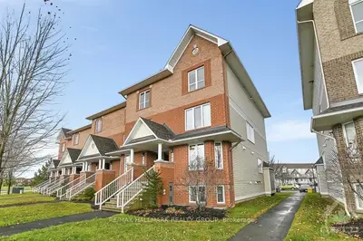 297 Aquaview Drive, Orleans - Cumberland And Area, On K4a 0b6