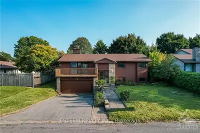 36 Parkglen Drive, Meadowlands - Crestview And Area, On K2g 3g8