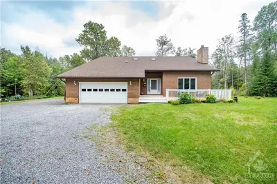 3260 Panmure Road, Carp - Huntley Ward, On K0a 2h0