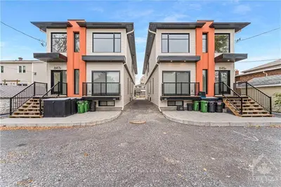 847 Woodroffe Avenue C, Mckellar Heights - Glabar Park And Area, On K2a 2g5