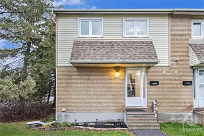 1706 Lamoureux Drive A, Orleans - Cumberland And Area, On K1e 2n2
