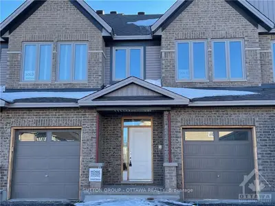 689 Sora Way, Blossom Park - Airport And Area, On K1t 0r3