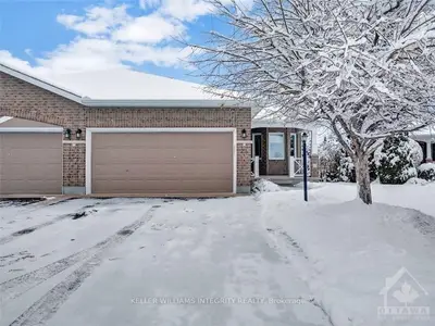 23 Stowgrass Crescent, Stittsville - Munster - Richmond, On K2s 1z9