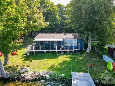 31 Evergreen Lane, Rideau Lakes, On K0g 1v0