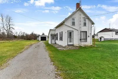 398 County Road 5 North Road, Athens, On K0e 1b0