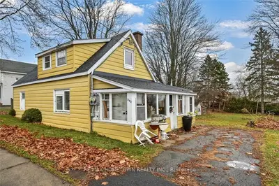 292 Russell Street, Prescott, On K0e 1t0