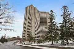 1081 AMBLESIDE Drive 2310, Woodroffe, ON K2B 8C8