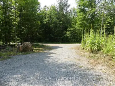 2614 Hass Road, Admaston/bromley, On K7v 3z7