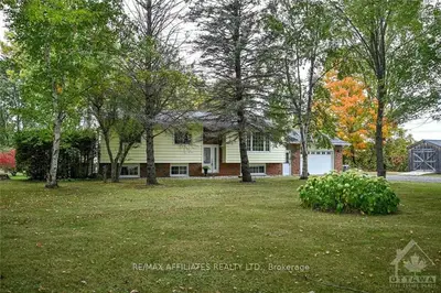 664 Kitley Line 2 Road, Elizabethtown-kitley, On K0g 1g0