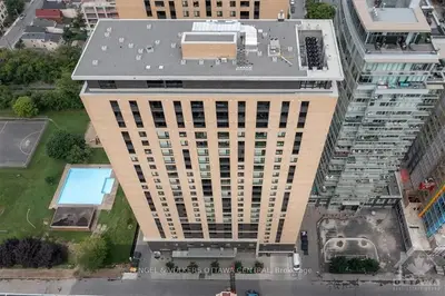 105 Champagne Avenue S 218, Dows Lake - Civic Hospital And Area, On K1s 5e5