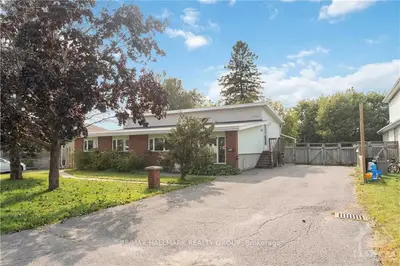 1556-1558 Maxime Street, Cyrville - Carson Grove - Pineview, On K1b 3l1