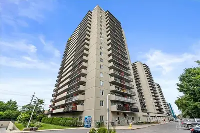 158c Mcarthur Street 409, Vanier And Kingsview Park, On K1l 8e7