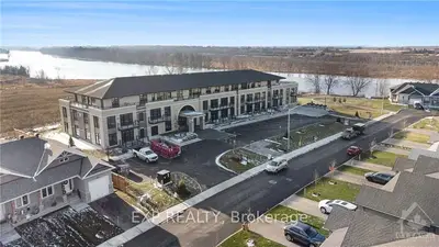 225 Johanna Street 302, Mississippi Mills, On K0a 1a0