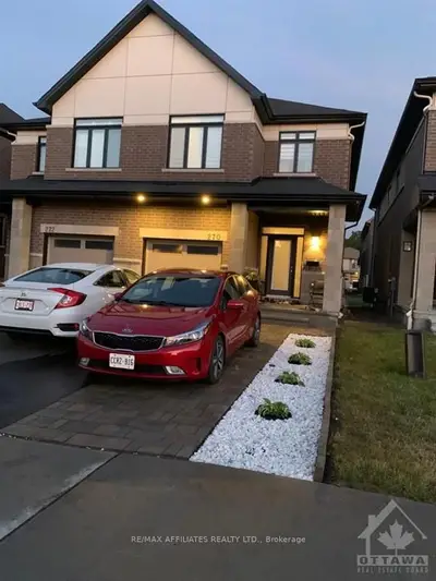270 Avro Circle, Manor Park - Cardinal Glen And Area, On K1k 3x8