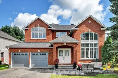 4456 Rainforest Drive, Blossom Park - Airport And Area, On K1v 1l6