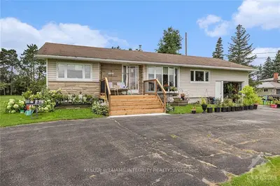 9859 County 42 Road, Rideau Lakes, On K0a 1x0