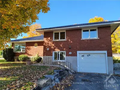 10 Wellington Street, Athens, On K0e 1b0