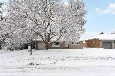 1347 Dowler Avenue, Alta Vista And Area, On K1h 7r8
