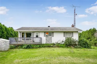590 County Rd 10 Road, Hawkesbury, On K0b 1p0