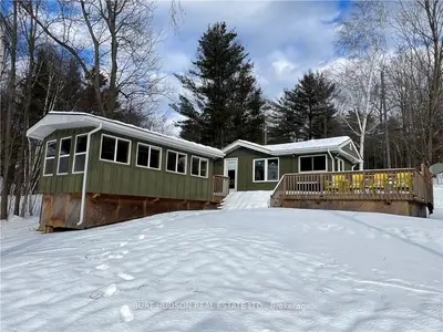 178 Centre Street, Rideau Lakes, On K0e 1n0