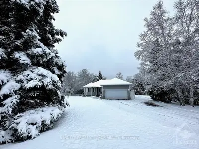 101 Northshire Drive, Carp - Huntley Ward, On K0a 1l0