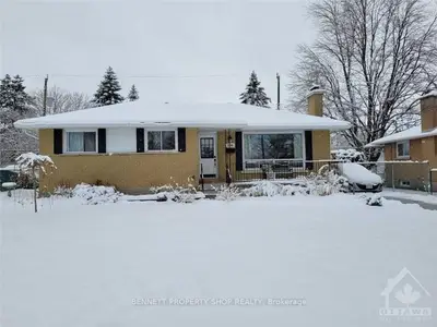 1290 Adirondack Drive, Parkway Park - Queensway Terrace S And Area, On K2c 2v3