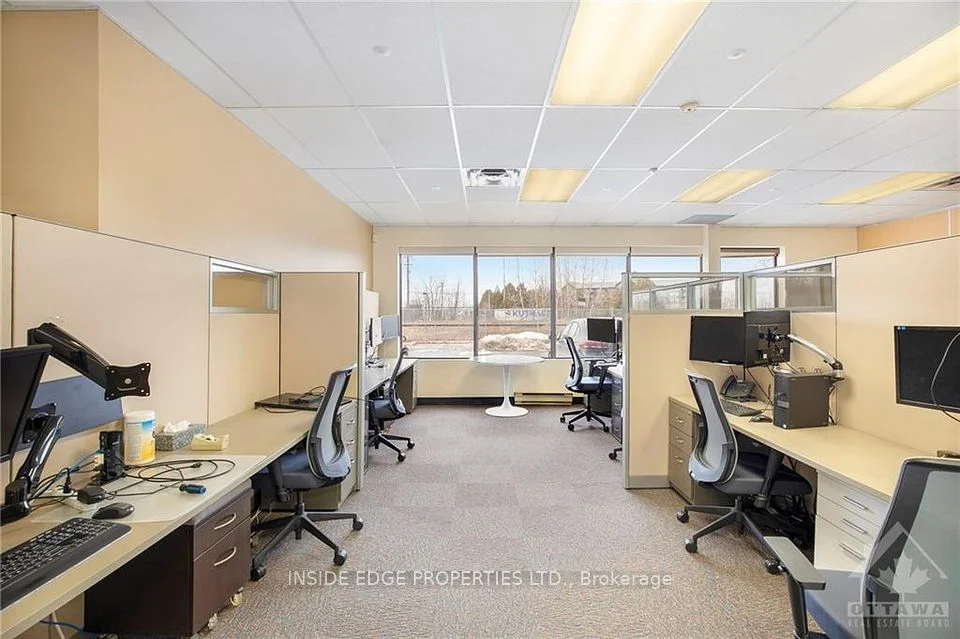 6 ANTARES Drive 100, Country Place - Pineglen - Crestview and Area, ON K2E 8A9