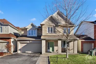 184 ANNAPOLIS Circle, Hunt Club - Windsor Park Village and Area, ON K1V 1Z1