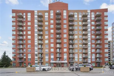 120 Grant Carman Drive 311, Cityview - Parkwoods Hills - Rideau Shore, On K2e 1c8