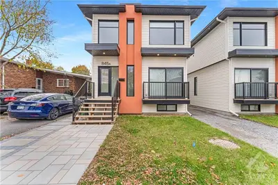 845 Woodroffe Avenue A, Mckellar Heights - Glabar Park And Area, On K2a 2g5