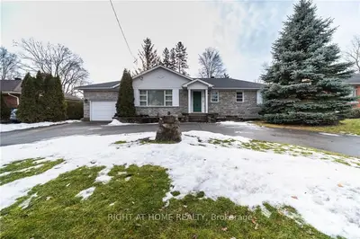 2117 Woodcrest Road, Alta Vista And Area, On K1h 6h9