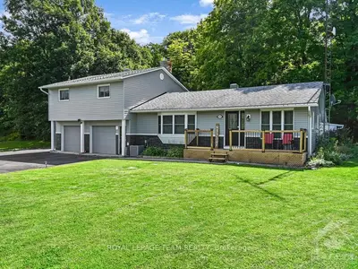 1691 County Rd 2 Road, Front Of Yonge, On K0e 1r0