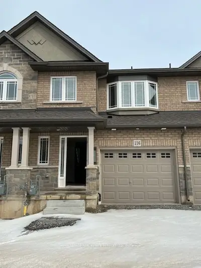 Att/Row/Townhouse in Hamilton