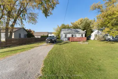 Detached in West Lincoln