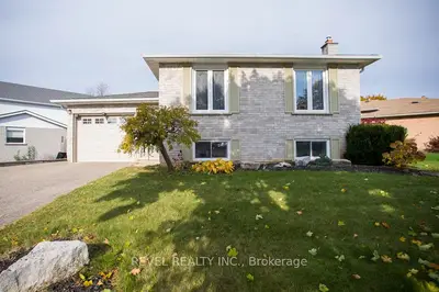 Detached in Brantford