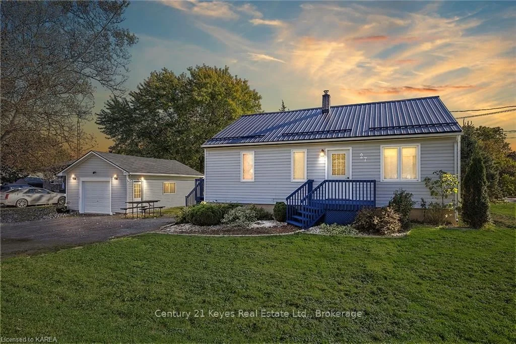 27 KING Street, Lansdowne Village, ON K0E 1L0