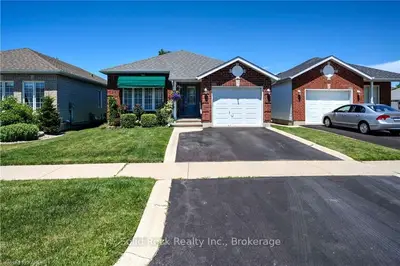 Detached in Kingston