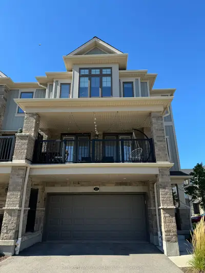 Condo Townhouse in Kitchener