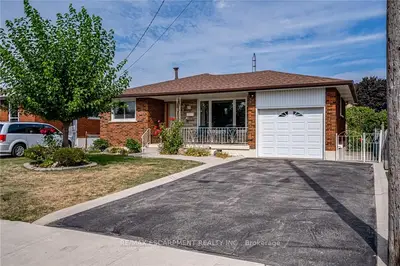 Detached in Hamilton