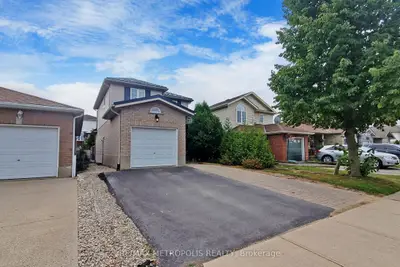 Detached in Guelph